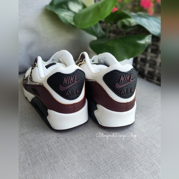 Bling Nike Air Max 90 Leopard Women Sneakers Customized With Swarovski Crystals - Picture 6 of 8
